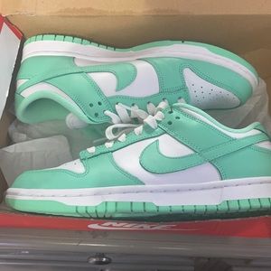 Mint green Nike dunks